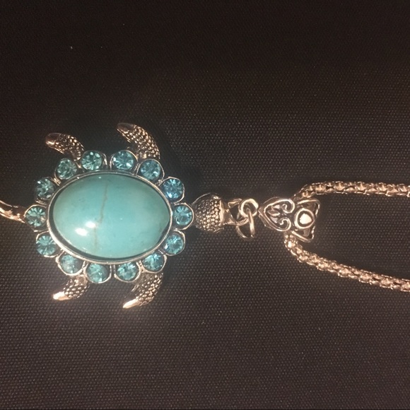 Boho Turquoise Rhinestone Sea Turtle Pendant - Picture 8 of 8